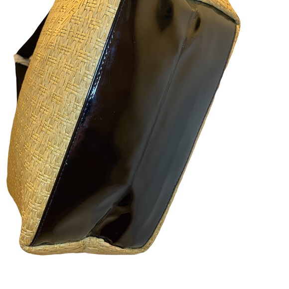 Woven Straw Tote Bag with Decorative Bow - Picture 5 of 11